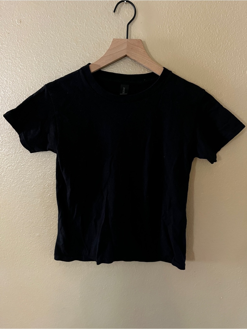 Basic youth tee